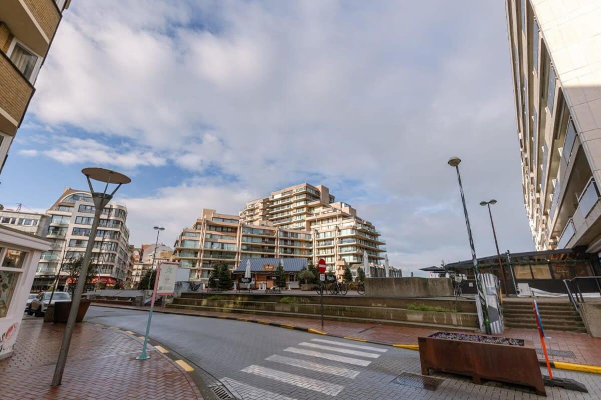 Stunning And Modern Apartment With Sunny Balcony Knokke-Heist Luaran gambar
