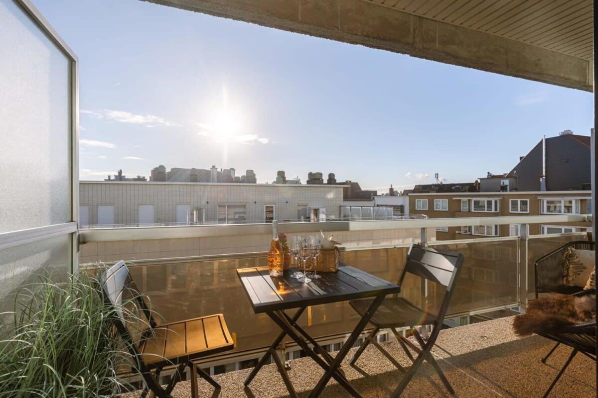 Stunning And Modern Apartment With Sunny Balcony Knokke-Heist Luaran gambar